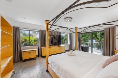 Casa en venta en Fort Lauderdale, Florida, 4 dormitorios, 315.87 m2 № 2177849 - foto 25