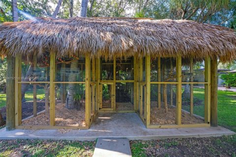 House in Homestead, Florida 4 bedrooms, 187.01 sq.m. № 2013900 - photo 6