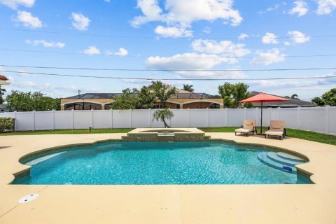 House in Saint Lucie, Florida 5 bedrooms, 250.74 sq.m. № 2151660 - photo 20