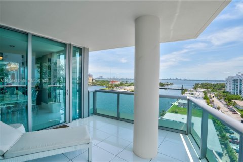 Condo in North Bay Village, Florida, 3 bedrooms  № 1703586 - photo 16