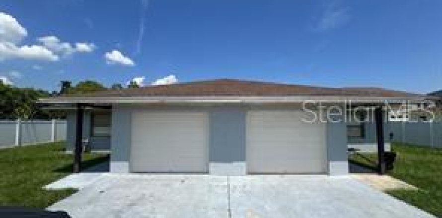 Propiedad comercial en Poinciana, Florida 179.3 m2 № 2339605