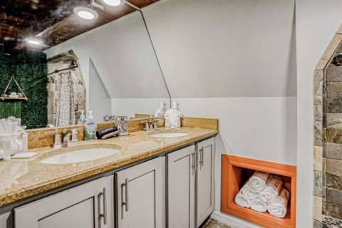 Casa en venta en Tampa, Florida, 1 dormitorio, 71.35 m2 № 1851533 - foto 11