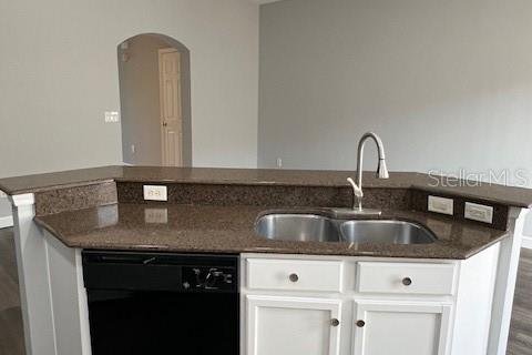 Townhouse in Winter Garden, Florida 3 bedrooms, 138.98 sq.m. № 1743234 - photo 28