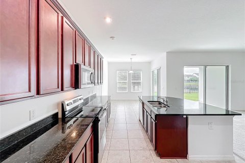 House in Windermere, Florida 5 bedrooms, 342.72 sq.m. № 1815546 - photo 21
