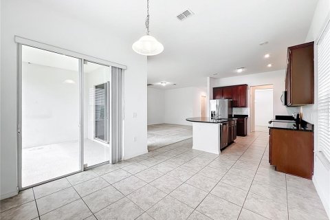 House in Windermere, Florida 5 bedrooms, 342.72 sq.m. № 1815546 - photo 14