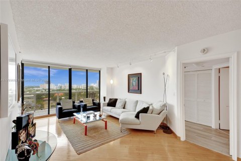 Condominio en venta en Aventura, Florida, 2 dormitorios, 142.14 m2 № 1697767 - foto 7