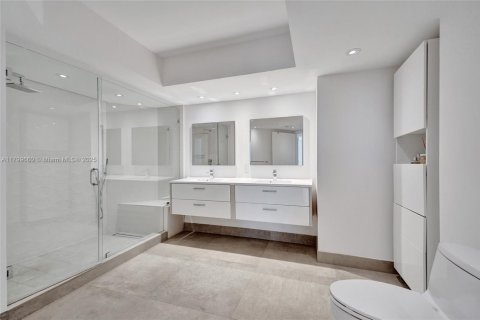 Condominio en venta en Aventura, Florida, 2 dormitorios, 142.14 m2 № 1697767 - foto 26