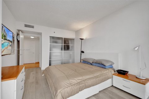 Condominio en venta en Aventura, Florida, 2 dormitorios, 142.14 m2 № 1697767 - foto 24