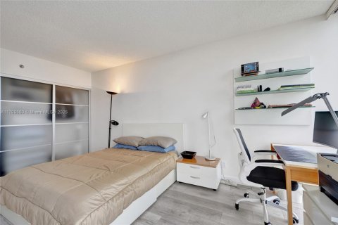 Condominio en venta en Aventura, Florida, 2 dormitorios, 142.14 m2 № 1697767 - foto 25