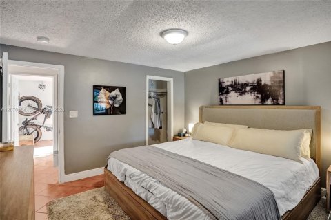 Casa en venta en Oakland Park, Florida, 3 dormitorios, 115.85 m2 № 2302068 - foto 10