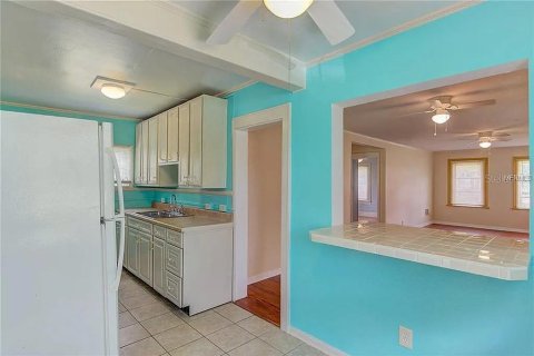 Commercial property in Bradenton, Florida 6 bedrooms, 227.42 sq.m. № 1819376 - photo 29
