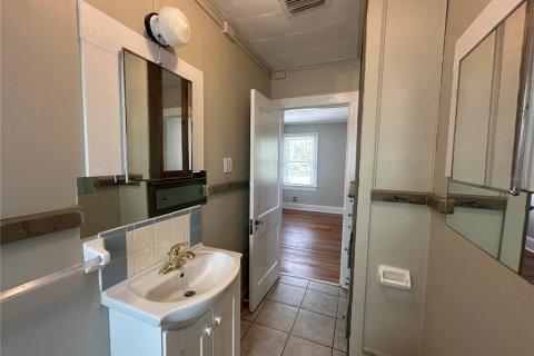 Commercial property in Bradenton, Florida 6 bedrooms, 227.42 sq.m. № 1819376 - photo 6
