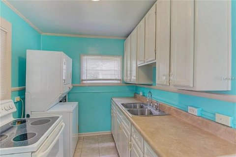 Commercial property in Bradenton, Florida 6 bedrooms, 227.42 sq.m. № 1819376 - photo 26