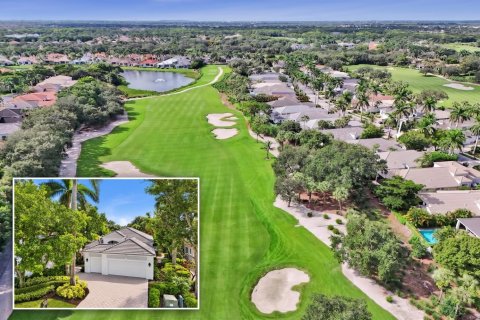 Casa en Delray Beach, Florida 3 dormitorios, 245.35 m2 № 2359547