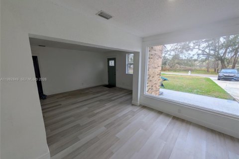 Villa ou maison à louer à Jacksonville, Floride: 3 chambres, 116.13 m2 № 2049794 - photo 7