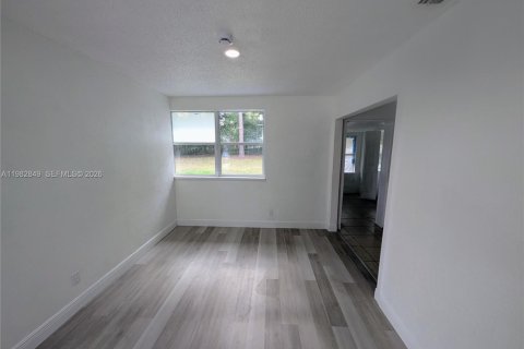 Villa ou maison à louer à Jacksonville, Floride: 3 chambres, 116.13 m2 № 2049794 - photo 8