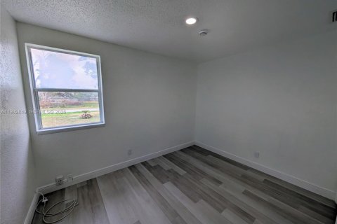 Villa ou maison à louer à Jacksonville, Floride: 3 chambres, 116.13 m2 № 2049794 - photo 10