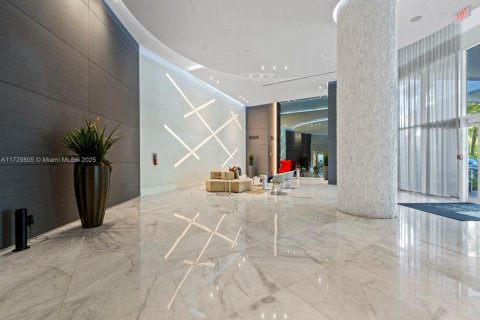 Condominio en venta en Aventura, Florida, 2 dormitorios, 91.97 m2 № 1980223 - foto 4