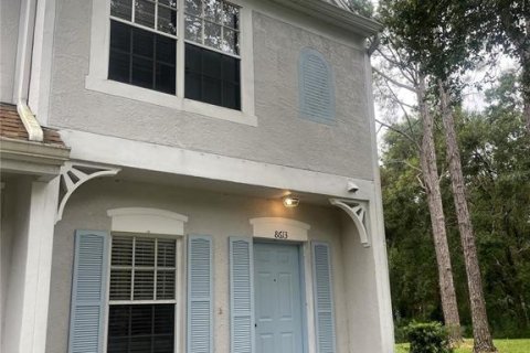 Touwnhouse à vendre à Tampa, Floride: 2 chambres, 110 m2 № 1912656 - photo 1