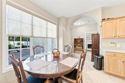 House in Port Charlotte, Florida 3 bedrooms, 185.71 sq.m. № 2296999 - photo 15