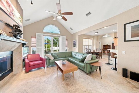 House in Port Charlotte, Florida 3 bedrooms, 185.71 sq.m. № 2296999 - photo 7