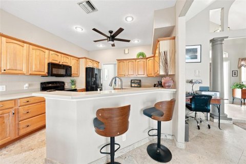 House in Port Charlotte, Florida 3 bedrooms, 185.71 sq.m. № 2296999 - photo 11
