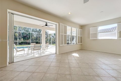 Снять в аренду виллу или дом в Сарасота, Флорида 3 спальни, 169.55м2, № 2000604 - фото 4