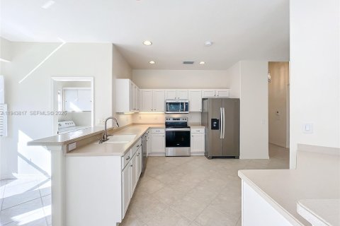 Снять в аренду виллу или дом в Сарасота, Флорида 3 спальни, 169.55м2, № 2000604 - фото 10