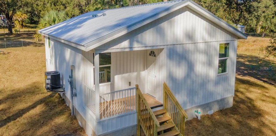 Casa en Fort MC Coy, Florida 3 dormitorios, 86.96 m2 № 2155838