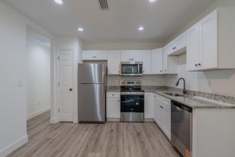 Casa en venta en Fort MC Coy, Florida, 3 dormitorios, 86.96 m2 № 2155838 - foto 9