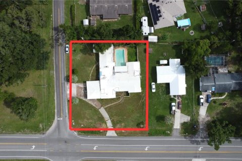 Casa en venta en Dover, Florida, 5 dormitorios, 262.17 m2 № 1826822 - foto 2