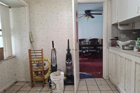 Casa en venta en Dover, Florida, 5 dormitorios, 262.17 m2 № 1826822 - foto 29
