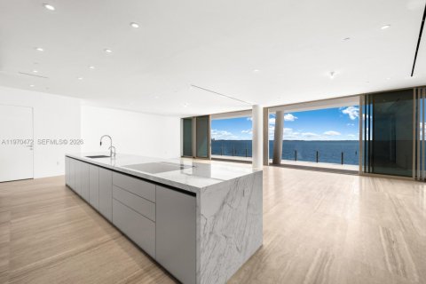 Condominio en venta en Miami, Florida, 4 dormitorios, 352.84 m2 № 2044061 - foto 6
