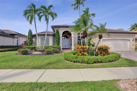 Casa en alquiler en Weston, Florida, 4 dormitorios, 310.11 m2 № 1949480 - foto 1