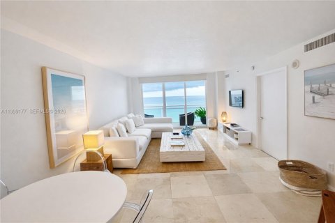 Condo in Miami Beach, Florida, 1 bedroom  № 2067451 - photo 6