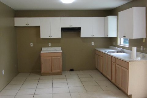 House in Winter Haven, Florida 3 bedrooms, 102.38 sq.m. № 1904339 - photo 10