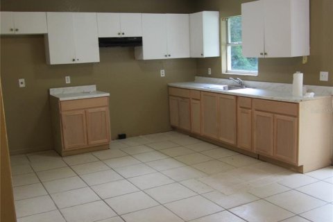 House in Winter Haven, Florida 3 bedrooms, 102.38 sq.m. № 1904339 - photo 3