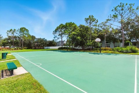 Villa ou maison à louer à Orlando, Floride: 5 chambres, 207.36 m2 № 1906889 - photo 22
