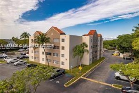 Condominio en alquiler en Hialeah, Florida, 1 dormitorio, 69.58 m2 № 1920276 - foto 17