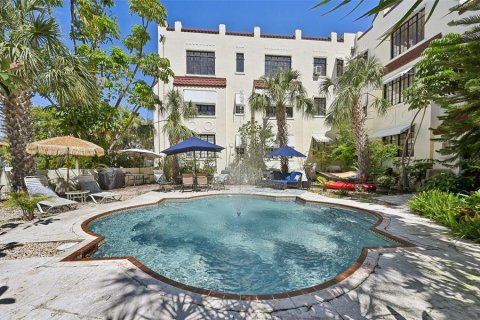 Condominio en venta en Bradenton, Florida, 1 dormitorio, 67.63 m2 № 1550282 - foto 28
