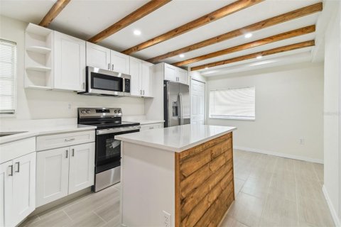 Casa en venta en Tampa, Florida, 3 dormitorios, 102.56 m2 № 1835740 - foto 5