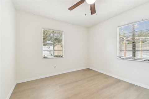 Casa en venta en Tampa, Florida, 3 dormitorios, 102.56 m2 № 1835740 - foto 23