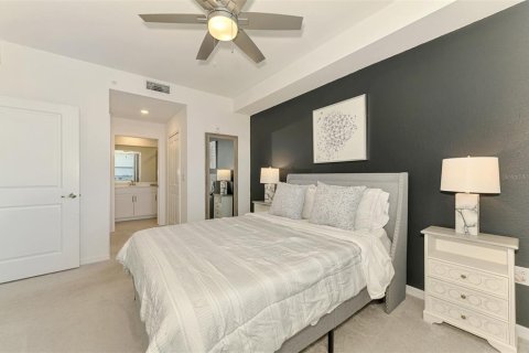 Condo in Venice, Florida, 2 bedrooms in WELLEN PARK  № 1821482 - photo 23