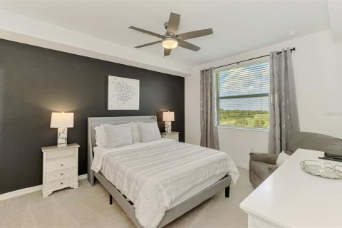 Condo in Venice, Florida, 2 bedrooms in WELLEN PARK  № 1821482 - photo 21