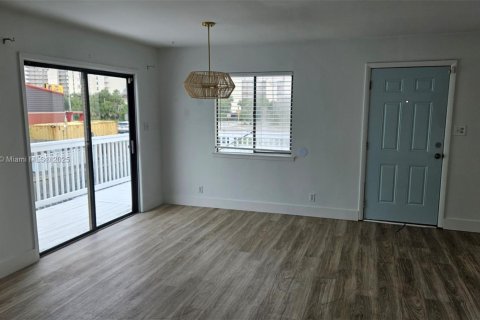 Casa en venta en Panama City, Florida, 6 dormitorios, 167.22 m2 № 1920199 - foto 20