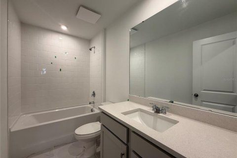 Townhouse in Winter Springs, Florida 3 bedrooms, 155.89 sq.m. № 1630928 - photo 15