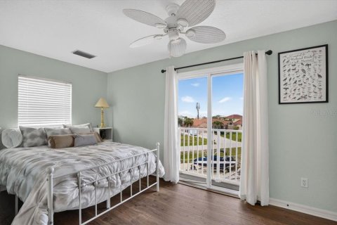 Townhouse in Englewood, Florida 3 bedrooms, 129.78 sq.m. № 2197958 - photo 16