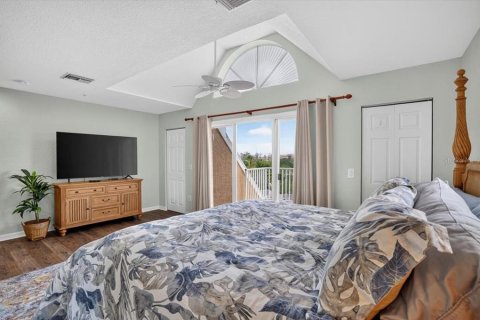 Townhouse in Englewood, Florida 3 bedrooms, 129.78 sq.m. № 2197958 - photo 19