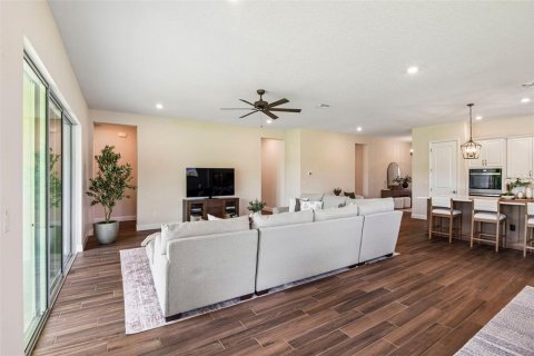 Villa ou maison à vendre à Odessa, Floride: 4 chambres, 302.03 m2 № 2299455 - photo 6