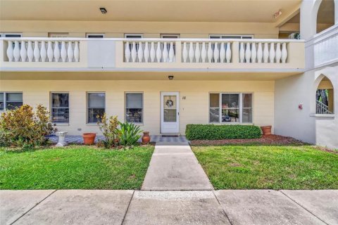 Copropriété à vendre à Clearwater, Floride: 3 chambres, 204.38 m2 № 2151370 - photo 4